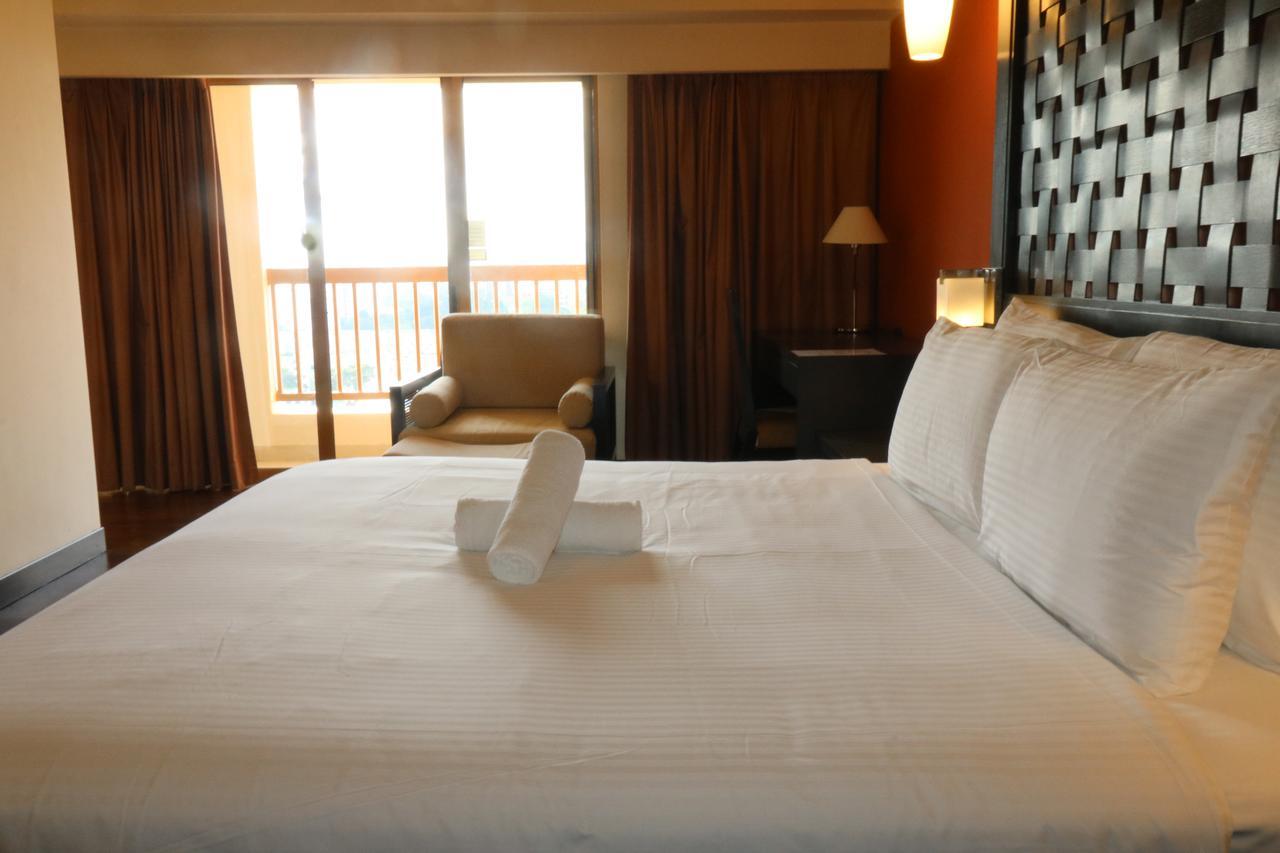 Millennium Suite At Pyramid Tower Petaling Jaya Eksteriør bilde