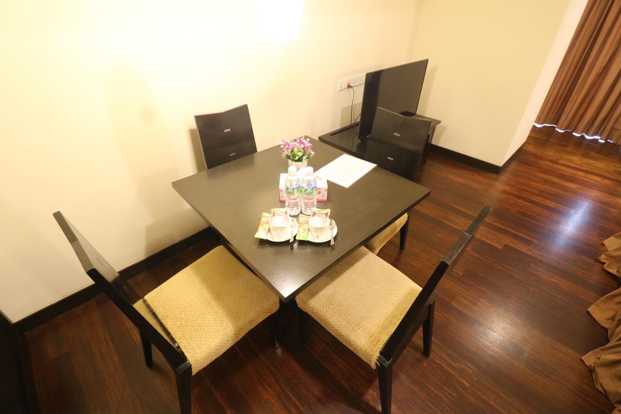 Millennium Suite At Pyramid Tower Petaling Jaya Eksteriør bilde